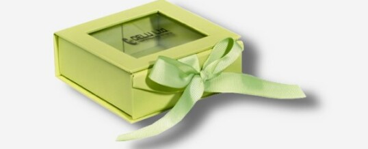 Photo box with window ; Lime