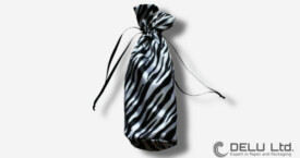 Round organza pouch in stylish zebra look